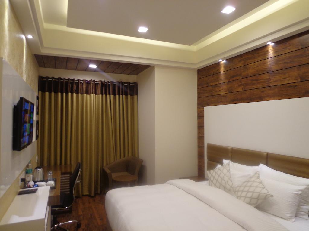 Hotel Taj Princess - Boutique Hotel Delhi  Eksteriør bilde